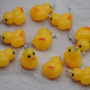 10 Resin Adorable Chick Animal Charms Earring Necklace Bracelet Bead Pendants DIY Jewelry Decoden Cabochon Keychain Accessories 21x15x12mm