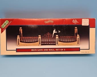 Vintage 1995 Lemax Dickensvale Collectible Iron Gate And Wall Set Of 5 Christmas