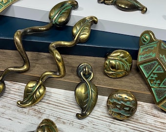 Vintage Drawer Leaf Chain Knob Replacement Antique Vine Handle for Cabinet Doors SouthWestern look Pulls with Green Patina