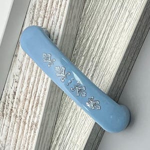 Vintage Ceramic Floral Cabinet Handle, Ceramic Cabinet Handle Floral Design, Ceramic Drawer Pull Floral, Vintage Cabinet Handle Ceramic Pull