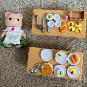 Calico Critter Food Sets | School Lunch Set, Pizza Delivery Set | Varying Conditions