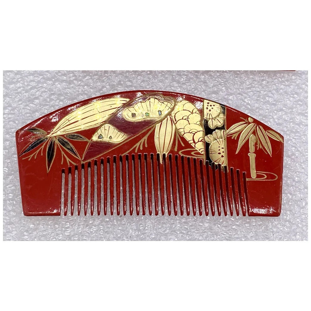 Vintage Japanese Style Wooden Lacquered Hand Painted Comb 