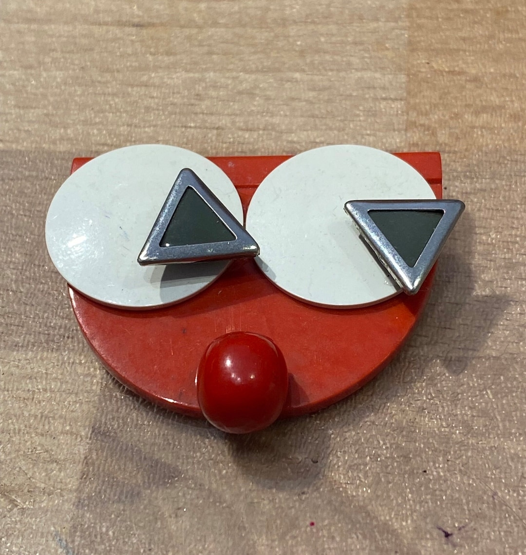 Broche Vintage Métal Doré Avec Galalite Nacre Et Oxydes - Occasion