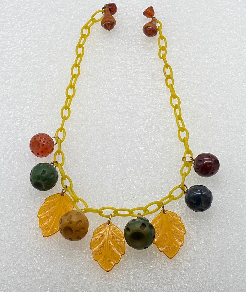 Vintage bakelite & celluloid hand carved fruits and celluloid leaves necklace image 2