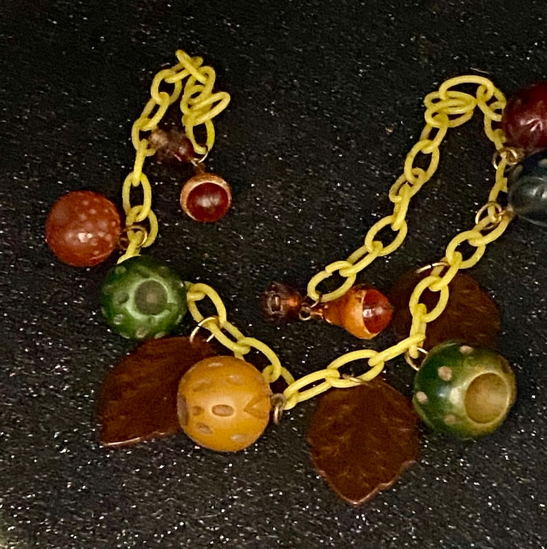 Vintage bakelite & celluloid hand carved fruits and celluloid leaves necklace image 8