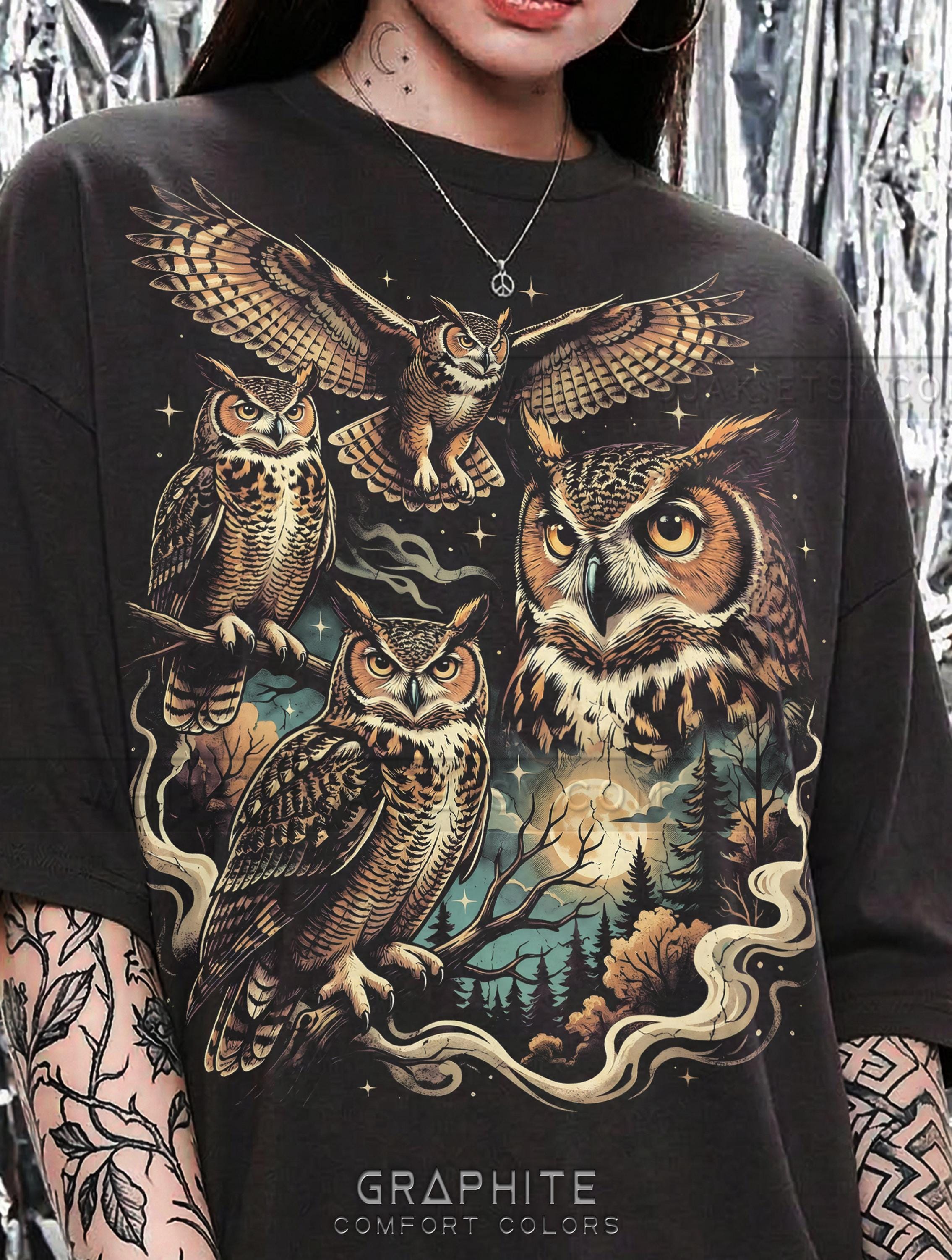 Great Horned Owls Night Bird Lover Wildlife Nature Comfort Colors® Tshirt, Vintage Forest Moon R