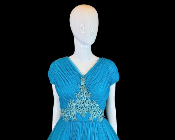 peacock blue chiffon dress Vintage Peacock Blue Mermaid Spaghetti Strap Beaded Chiffon Prom Dress 22th  Birthday Dress SH4414