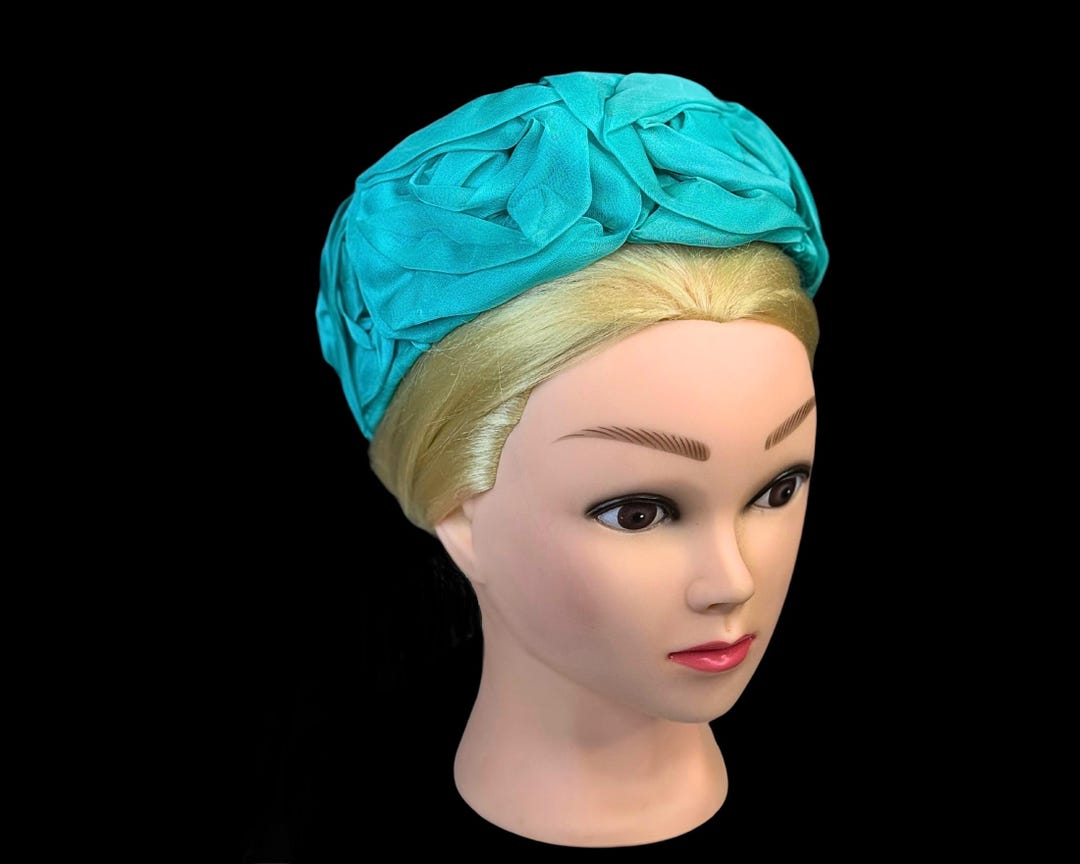 Battlestein\'s Houston vintage pillbox hat blue Vintage Velvet Cloche Hat With Floral, Bucket Hat, 1950s-60s  main image 4