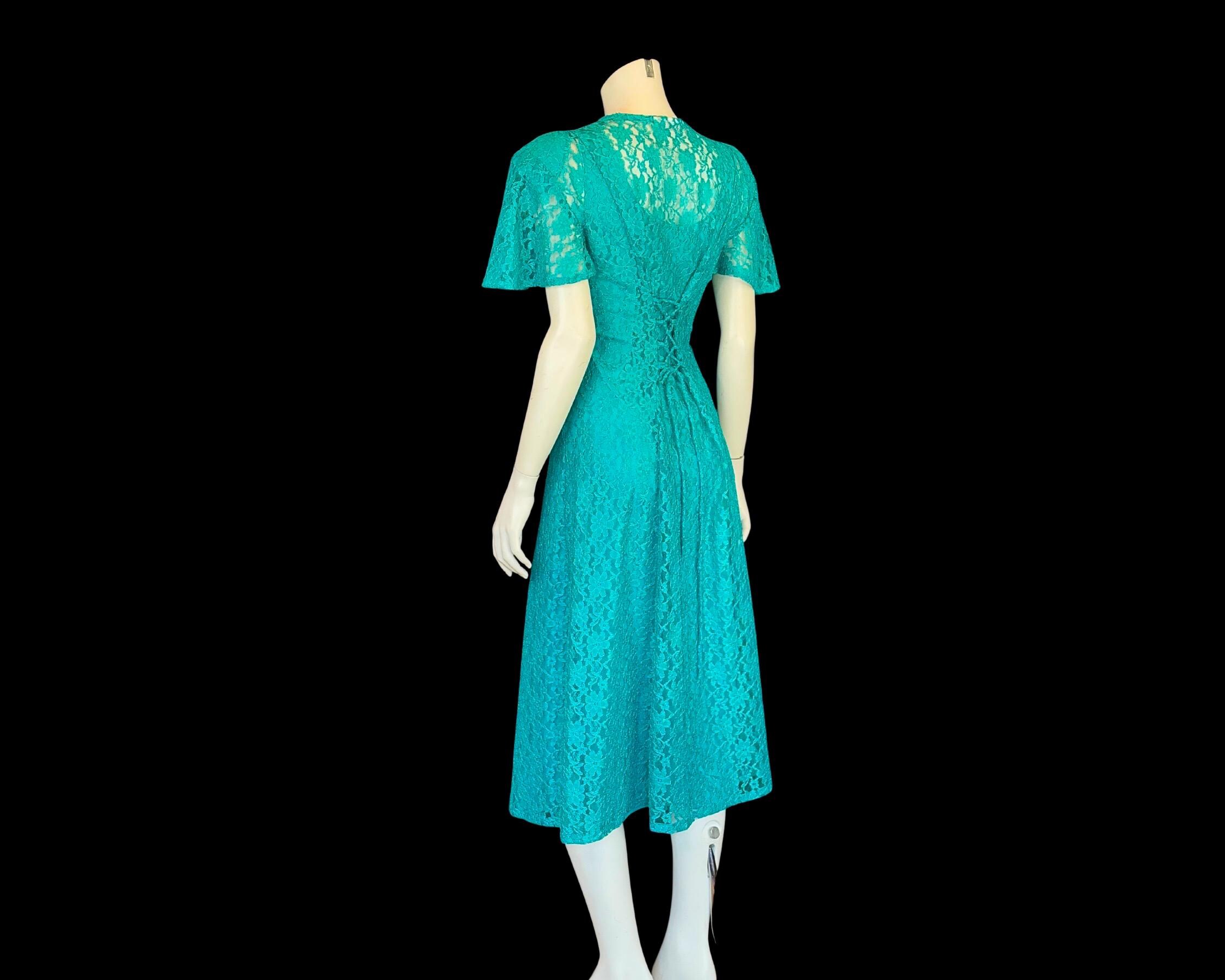 jade green lace dress Jade Maxi Dress in Emerald Lace - Beachwear
