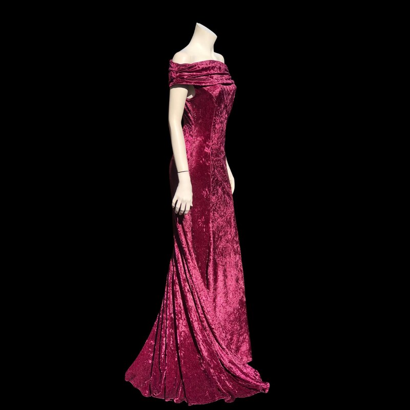 Good Grace Velvet Dress main image 0