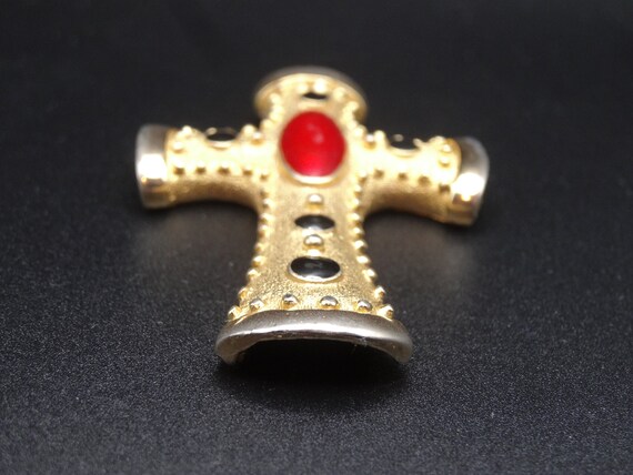 Vintage Gold Tone Black and Red stones Cross Pend… - image 4