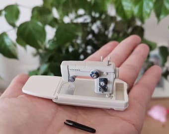 1/12 Scale Miniature Sewing Machine with extension board and Thread Cutter