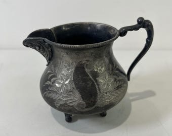 Vintage Richfield Plate Co Cream Pitcher Liten Blommig Graverad Silvertallrik