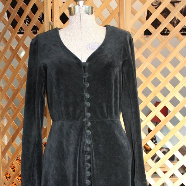 Vintage 80s 90s Womens Black Long Witchy Dress Medium Velvet Velour Long Sleeve Button Down Goth