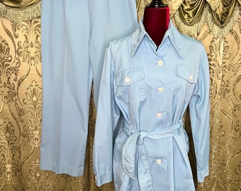 Vintage 1970s Powder Blue Women's Two Piece Leisure Suit Jacket & Pants Kornet of California Koraton Casual Retro Style