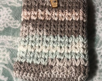 Crochet Kindle Sleeve | Crochet Book Sleeve | Handmade Book Cover | Kindle Case | Ereader Sleeve | Reader Gift | Custom Book Pouch
