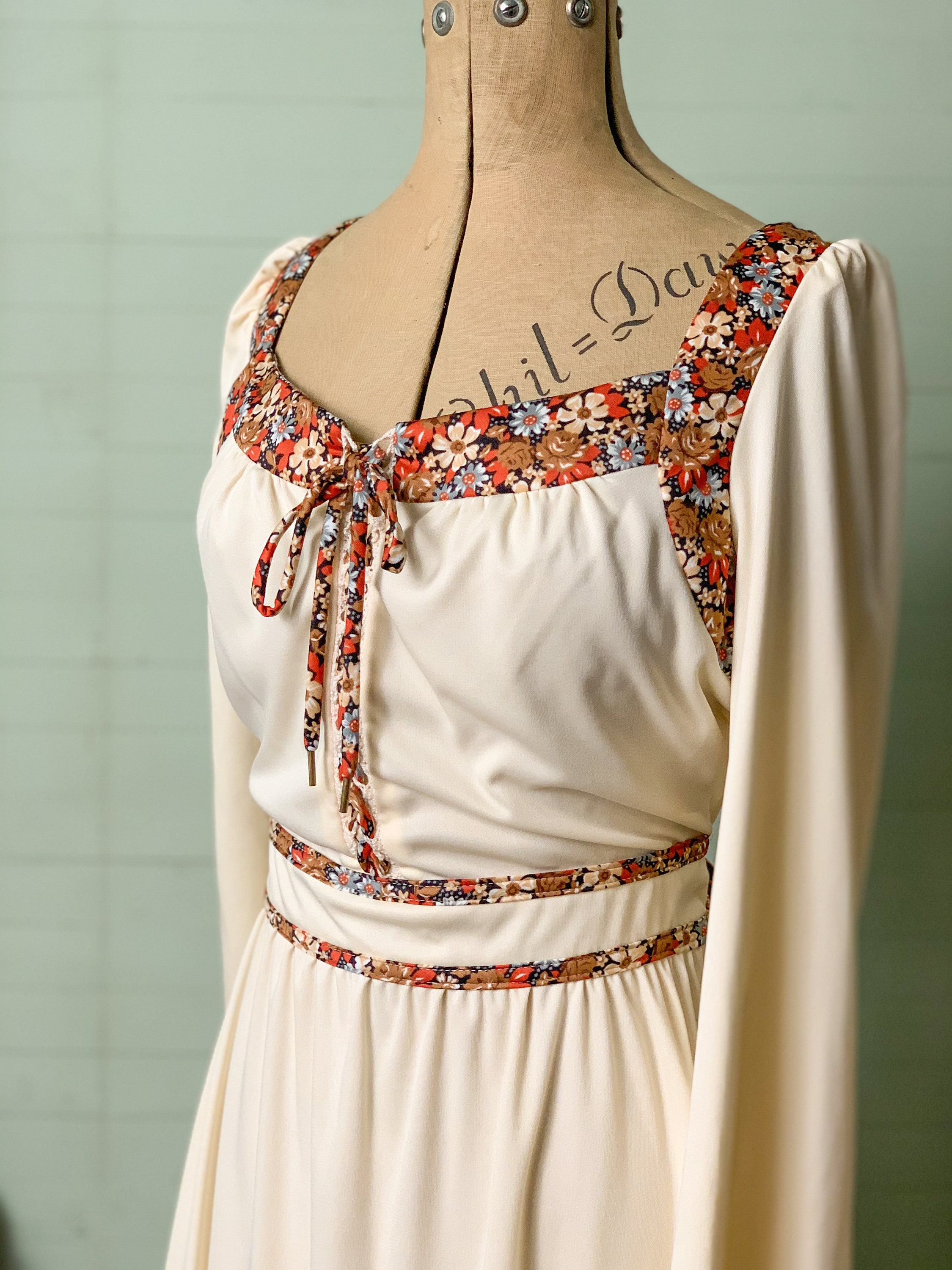 Gunne Sax Peasant Dress Apricot Vintage | We Brought This 1970s Gunne
