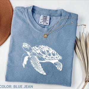 Comfort Colors Sea Turtle Shirt, Save The Turtles, Beach Tee, Sea World Shirt, Gift for Mom, Gift for Her