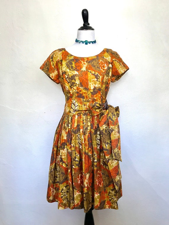 vintage royal hawaiian dress