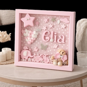 Puede incluir: Un letrero de madera rústica con el texto "Welcome to our home" en letras blancas. El letrero presenta un acabado envejecido, ideal para la decoración de la entrada.