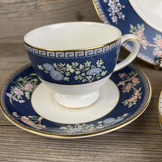 WEDGWOOD Fine Bone China Blue Siam 5 Piece Place Setting ENGLAND