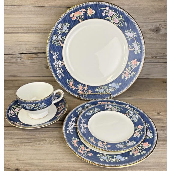 WEDGWOOD Fine Bone China Blue Siam 5 Piece Place Setting ENGLAND