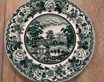 Belmont Green Dinner Plate by Legend (British Heritage)