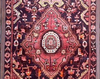 Dark red rug with geometric floral medallions, 1980s Vintage 4 x 6 ft