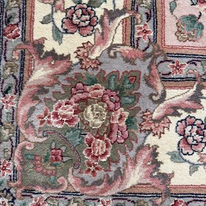 1970s Turkish Tabriz Rug | Hand-Knotted Silk Wool Square Floral Medallion Carpet 8x8 ft. image 13
