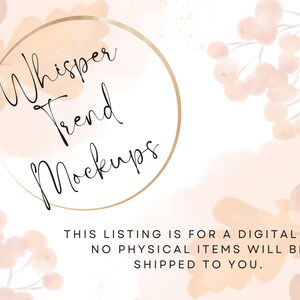 Pu&ograve; includere: Mockup di file digitale con il testo "Whisper Trend Mockups" in una cornice dorata circolare. Lo sfondo presenta toni pesca e beige in stile acquerello con accenti floreali. L'inserzione &egrave; per un file digitale.
