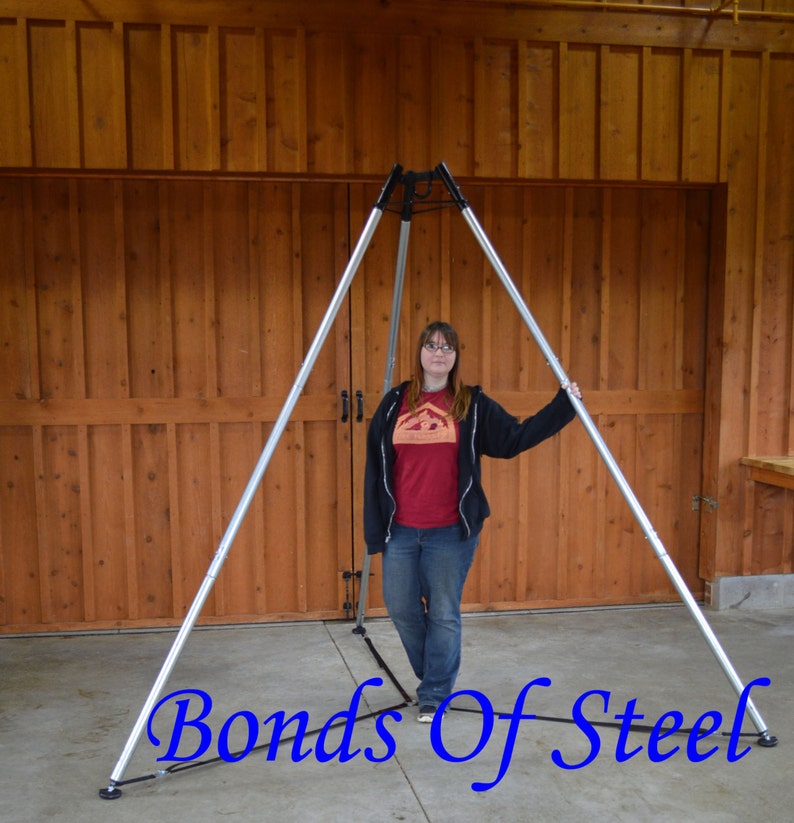 Bonds of Steel Portable Suspension Tripod BDSM Medium Model New Feet Mature image 3