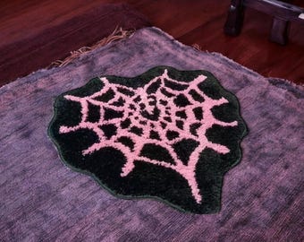 Halloween Heart-Shaped Spider Web Rug – Non-Slip Indoor Mat, Soft Cashmere Carpet for Home Party & Holiday Decor