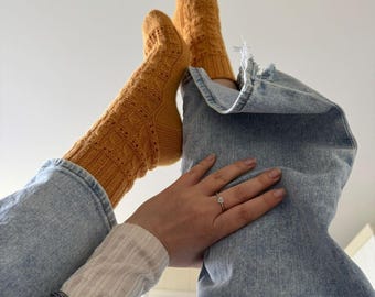 Seraphine Sock Pattern – Romantic Lace Knitting PDF – Top-Down Socks with French Heel – Digital Download
