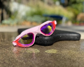 Personalisierte Schwimmbrille: Bequeme Passform, UV-Schutz, auslauffrei