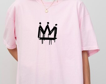Old Money Crown Sweatshirt, Preppy Aesthetic Crewneck, Quiet Luxury Minimalist Pullover, Vintage Royal Graphic Gift
