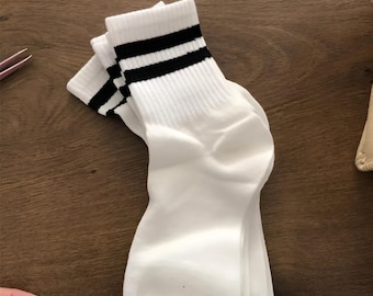 White Thin Stripe Crew Socks