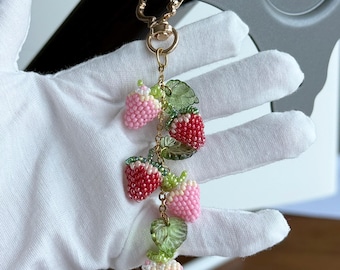 Beaded Strawberry Keychain: Gold Shell Clasp Bag Charm