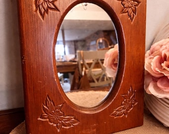 Rama lustra z rzeźbionym motywem kwiatowym z drewna w stylu vintage | Drewniana rama do zdjęć Cottagecore | Rustykalna dekoracja ścienna | Ręcznie rzeźbiona rama z motywem kwiatowym | Lustro w stylu rustykalnym