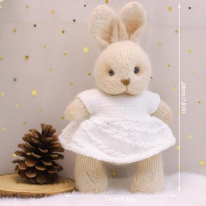 Figurine de lapin en tricot, réplique en peluche de lapin, sculpture commémorative de lapin, lapin de maison de poupée, cadeau de perte de lapin, cadeau pour fille