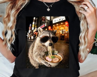 Funny Raccoon Eating Ramen Meme Men Women T-Shirt