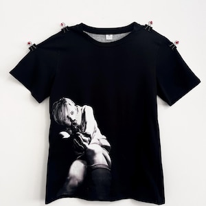Silent Hill 3 Promo T-Shirt | Vintage PS2 Horror Video Game Tee | Silent Hill Heather Mason T Shirt | James Sunderland Shirt | Konami Gaming