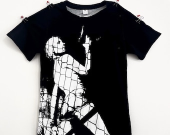 Silent Hill 3 T-shirt | Vintage PS2 horror videogame T-shirt | Gothic shirt Heather Mason Alessa | Konami Gaming Y2K | Piramidekop