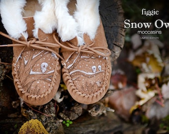 CHRISTMAS GIFT, Snow Owl Moccasins, Hand-Painted by Figgie