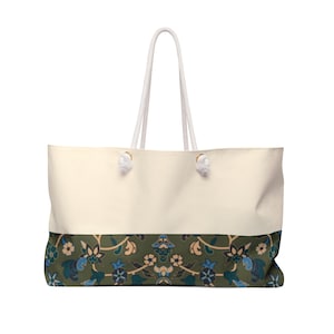 Stylish Weekender Bag with Rawdah Inspired Print
