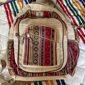 35 % de réduction - Rayures vintage colorées - Grand sac à dos multi-poches en chanvre biologique avec pochette pour ordinateur portable - Fabriqué à la main - Fabriqué au Népal