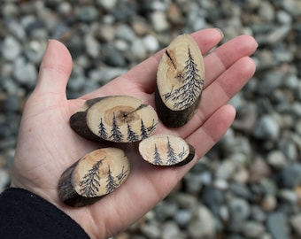 Fridge Magnets - Magnet Set - Magnet Gift Set - Reclaimed Wood Slice - Farmhouse Decor - Kitchen Decor - Woodland Trees - Christmas Gift Box