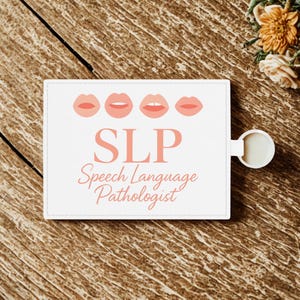 Tarjetero de piel sintética con texto rosa, elegante tarjetero para terapeutas del habla y el lenguaje, regalo para logopedas, accesorio profesional, graduación [...]