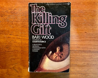 Vintage Horror Book The Killing Gift by Bari Wood 1980s Edition Paperback