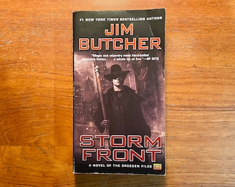 Storm Front by Jim Butcher 2000 Paperback Book Magic & Fantasy The Dresden Files