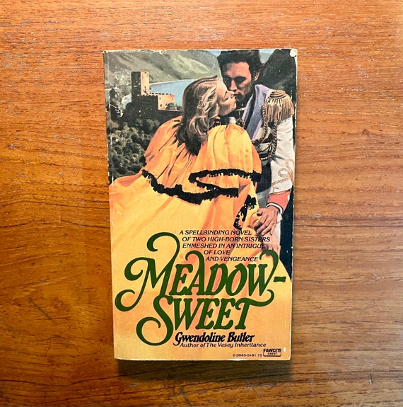 Vintage Gothic Mystery Book Meadowsweet by Gwendoline Butler 1977 Paperback